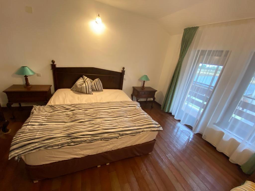 SînpetruCasa Tita别墅 外观 照片